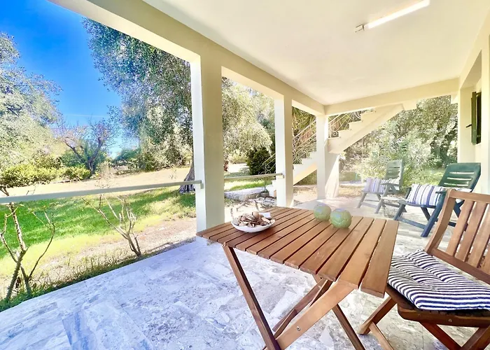 Renas Sweet Holiday Home Near Roda By Dadovillas