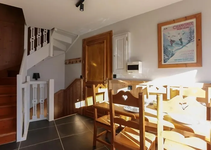 Chalet Triplex 75M² Val Thorens - 2 Chambres, 1 Cabine, Cheminee, Wifi, Proche Pistes Et Commerces - Fr-1-637-11