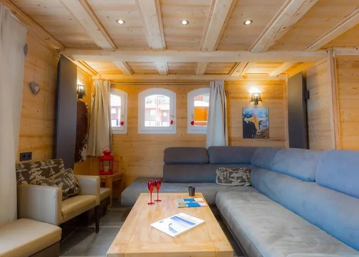"Chalet Triplex 12 Pers A Val Thorens - 4 Flocons Or, Cheminee, Wifi, Proche Pistes Et Commerces" - Fr-1-637-10