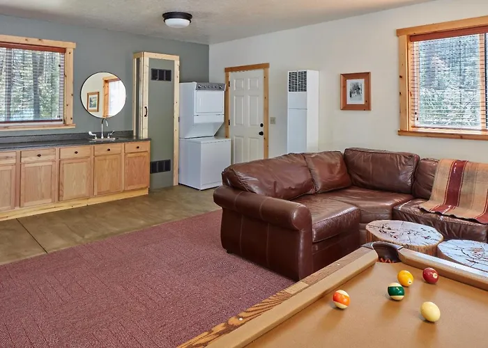 Evergreen Lodge At Yosemite