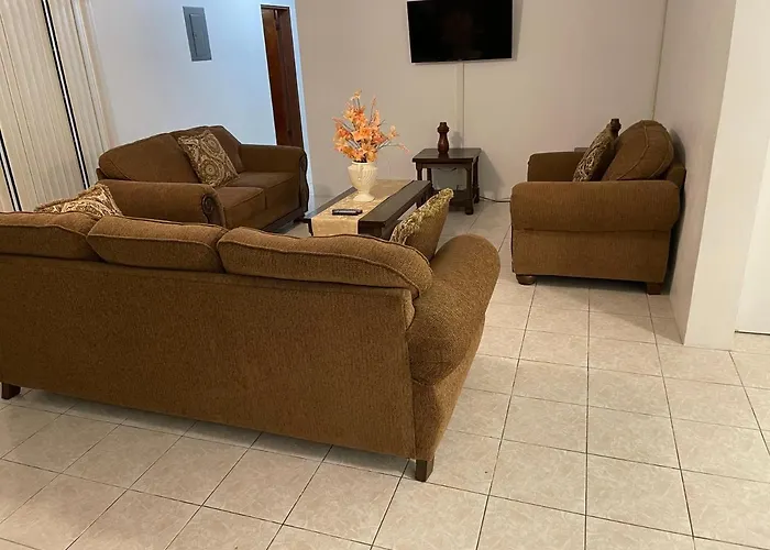 Luxurious One And Two Bedroom Villa