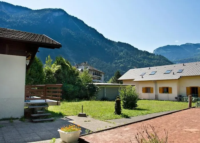 At Foot Of Mont Blanc Studio 2 P