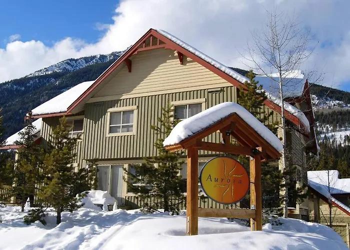 Aurora Townhomes By Stayin