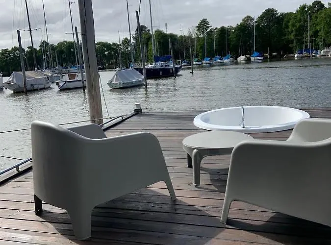 Paraiso Flotante