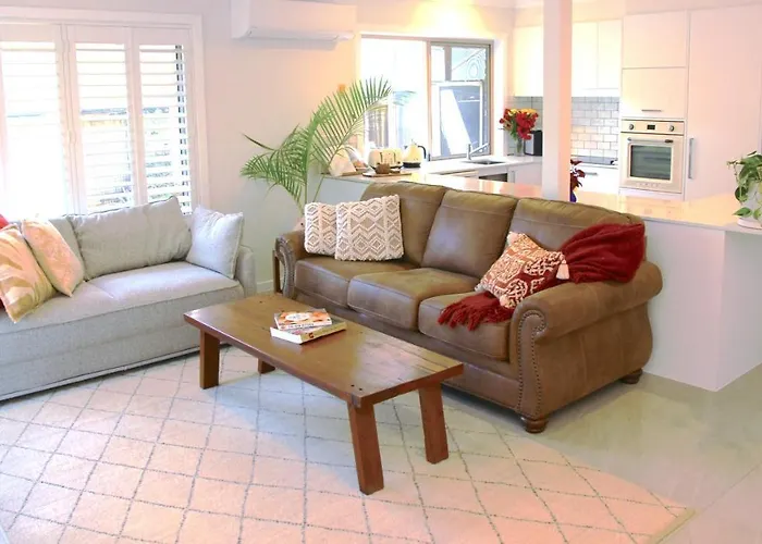 Byron Marvell-Perfect Location