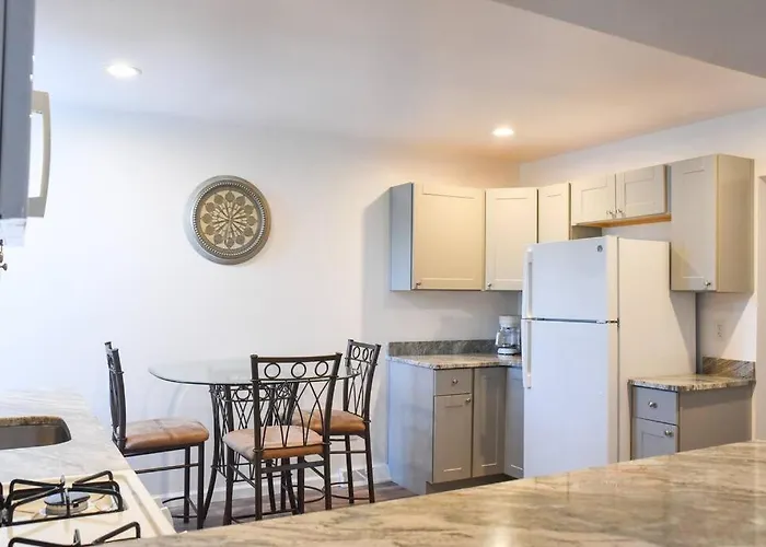 Perfect Mount Washington Home Walkable W Parking