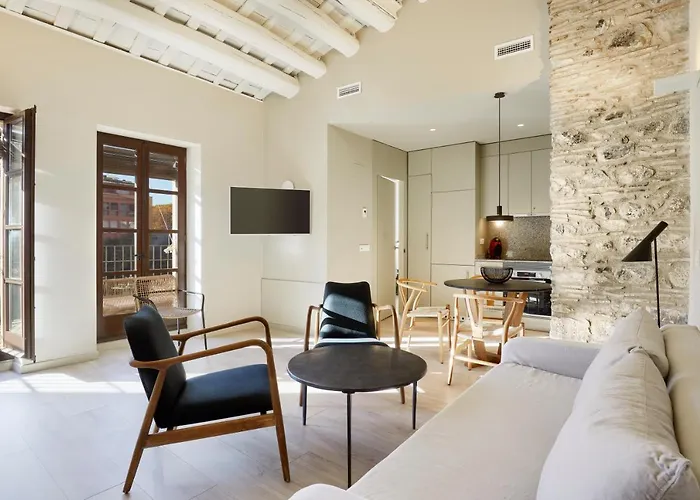 Gaia Apartments & Lofts Girona