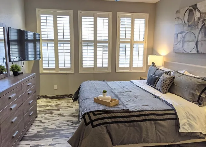 *New* Lux Scottsdale Home With Pool, Hot Tub, And Gym