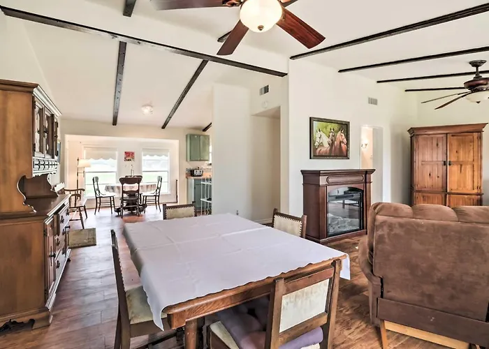 On Scenic 60-Acre Farm: Carmine Cottage W/ Porch