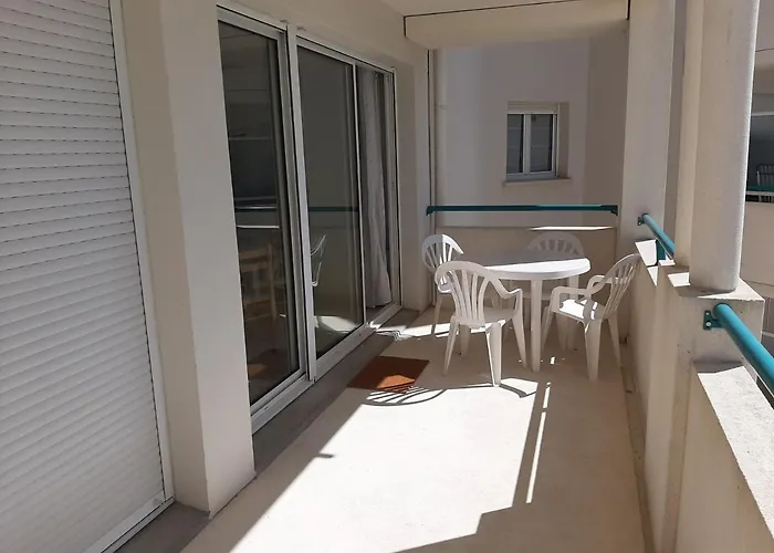 Appartement T2 Avec Terrasse A 10M Du Golf