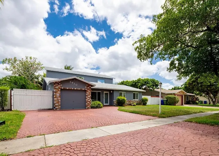 Waterfront 2-Story Villa With Heated Pool