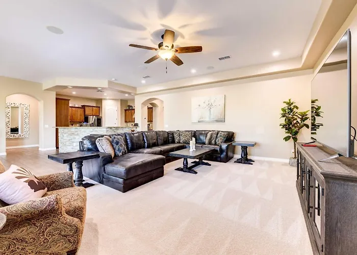Pool, Bbq & Bar: Family Home In Queen Creek