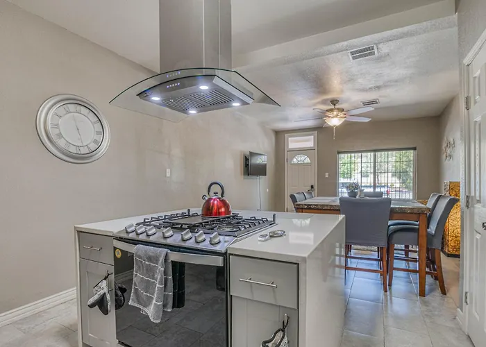 Close To All, Restful Duplex A In Downtown, Utep, Hospitals