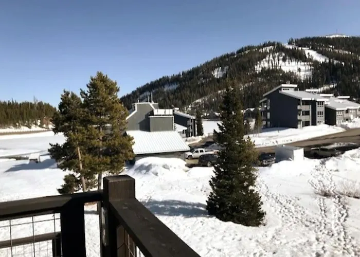 Sporty Mountain & Lake View 3Rd Floor Studio