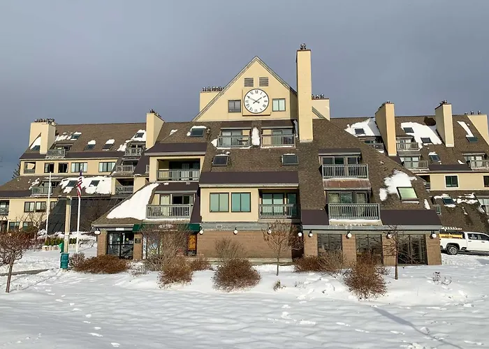 Walk To Lifts & Village! Killington Mountain Condo