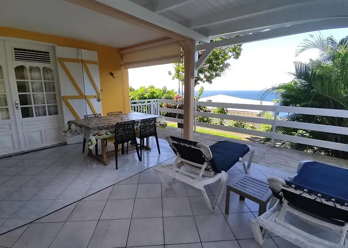 Bungalow With Sea View In Deshaies
