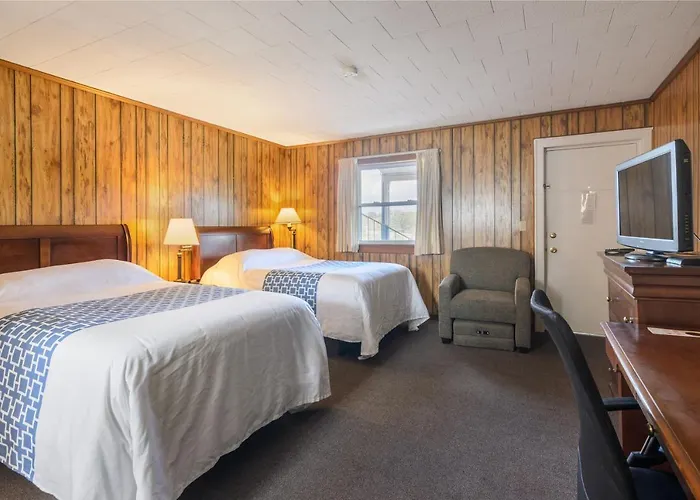 Knob Hill Motor Lodge