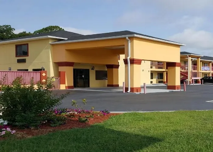 Budget Inn & Suites