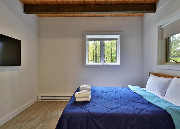 Left Duplex Home Directly Across From Pico Mountain, Close To Killington, Home