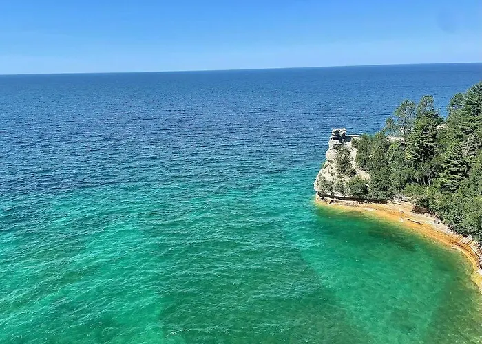 Munising Getaway