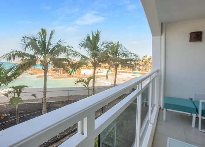 Maho Beach House - Luxe Studio - Ocean View
