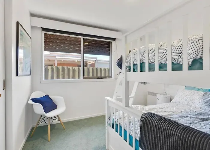 Beachside Serenity - A Quiet Beachside Hideaway
