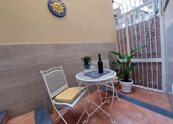 Pied-A-Terre81