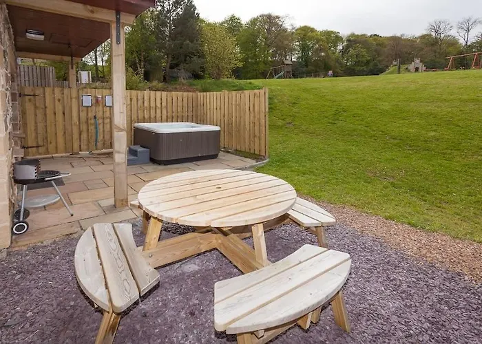 Laurel Cottage At Williamscraig Holiday Cottages