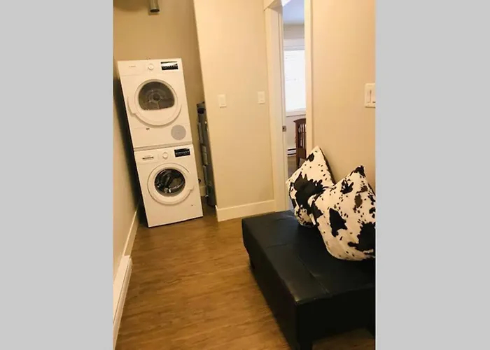 A Cozy Family Get Away Suite In South Nanaimo
