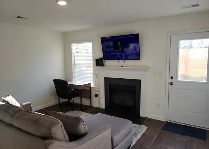 Sc 3745 New Townhouse Ft Jackson & Usc