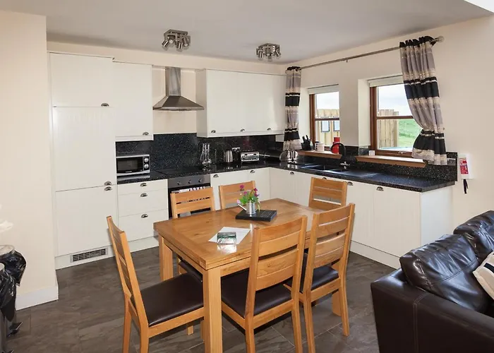 2 Eden At Williamscraig Holiday Cottages