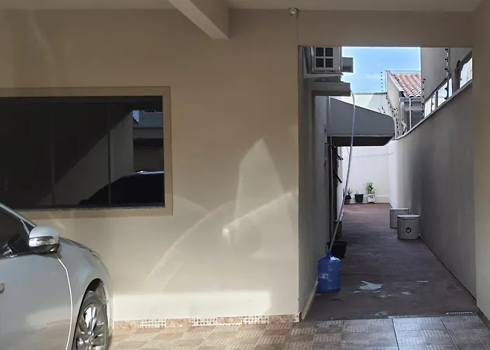 Apartamento no centro próximo a JK.