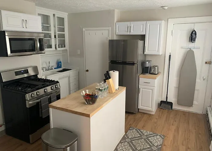 Cozy Cambridge Apt