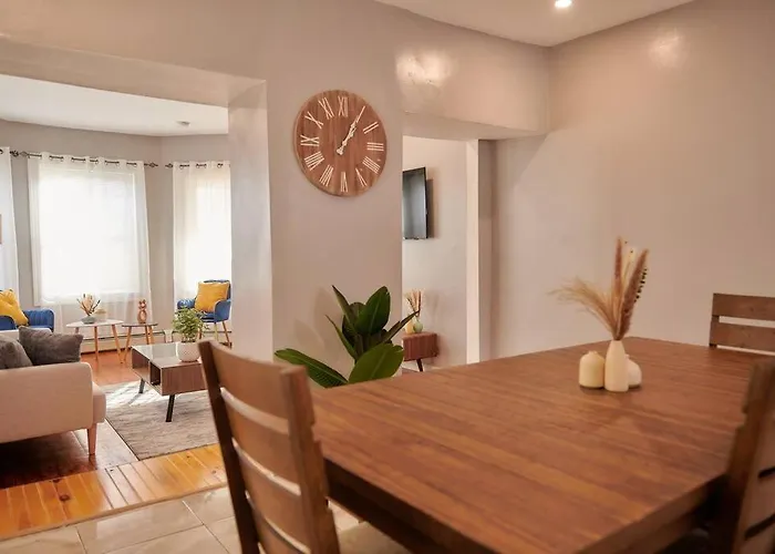 Cozy Apartment 1St 10Min Walk Downtown And City View