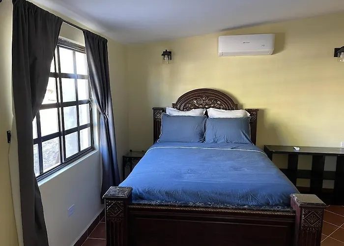 Casa Arroyo At Bajazul Just Steps Of Waterfront And Downtown