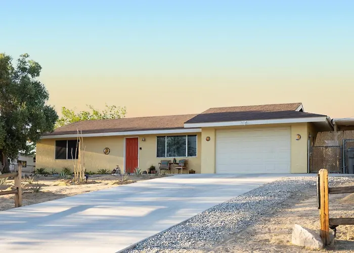 10 Minutes To Jtnp - Hot Tub, Sauna, Telescope, Saltwater Cold Plunge Pool