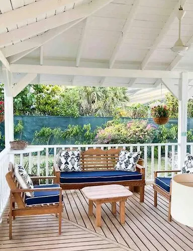 Casa Alegria Beach Cottage