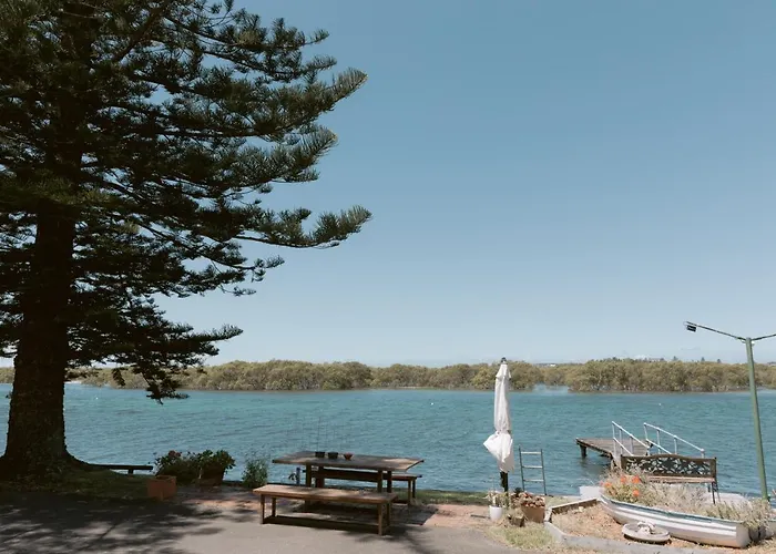 Black Swan Waterfront Motel (Adults Only)