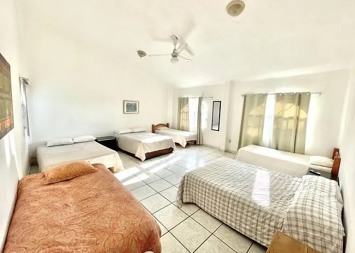 Casa Con Piscina Cerca De Playa