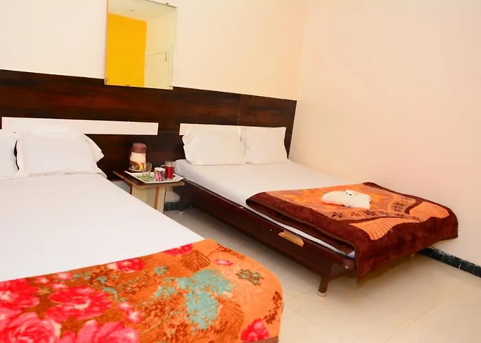 Hotel Sai Sulochana