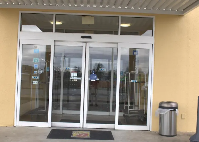 Super 8 By Wyndham Rainsville