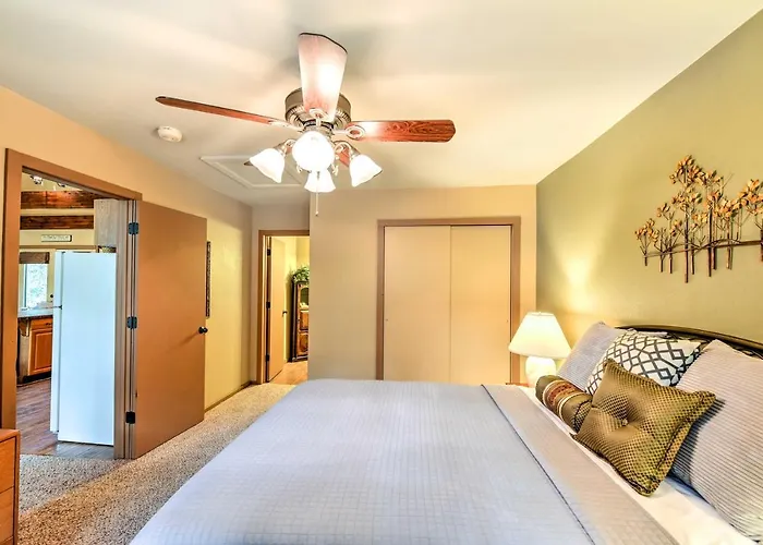 Relax Fireside! Peaceful Forest Haven In Prescott
