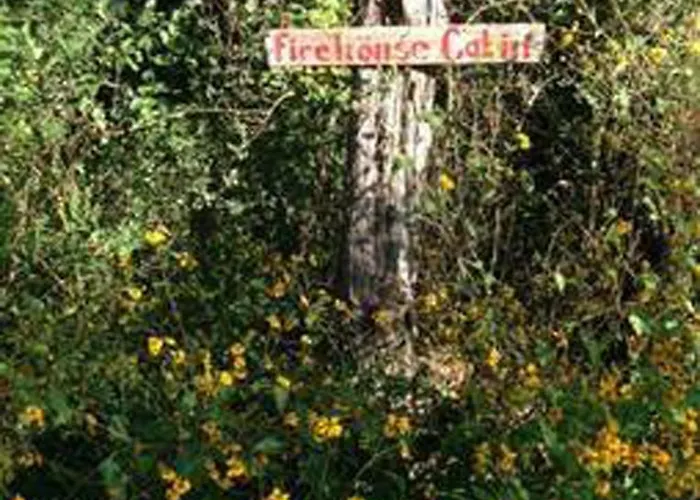 The Firehouse At Creekside Camp & Cabins