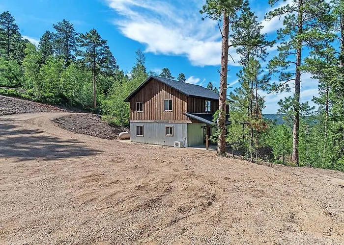 High Mountain Rustic Cabin Hot Tub Game Loft