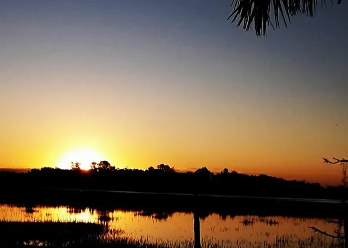 The Offbeat Oasis By The Marsh With Hunting Island Beach Pass