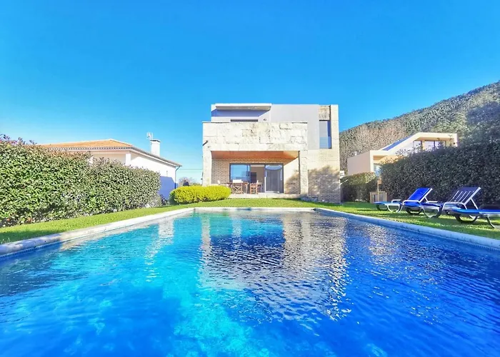Hill & Beach House