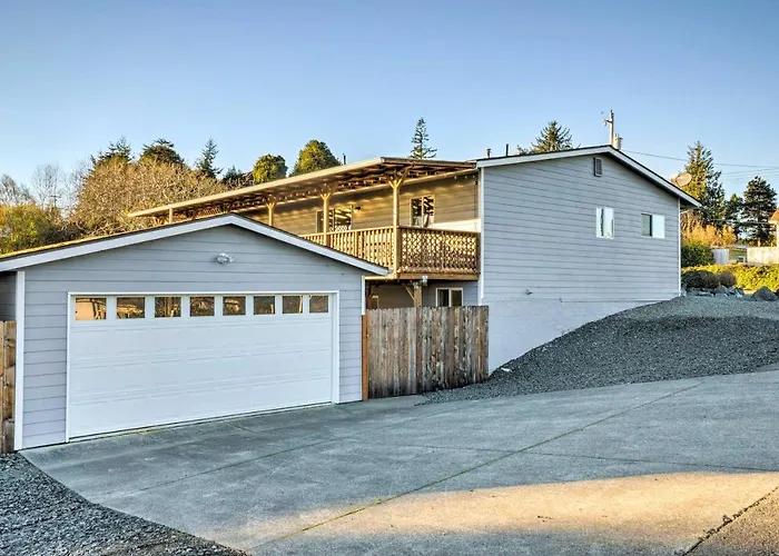 Fire Pit & Bay Views: North Bend Home!