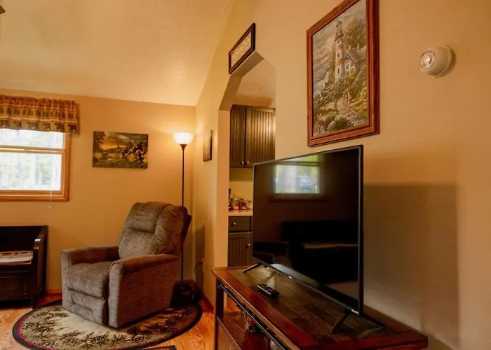 Cozy Cottage Near Cook Forest Park, Anf