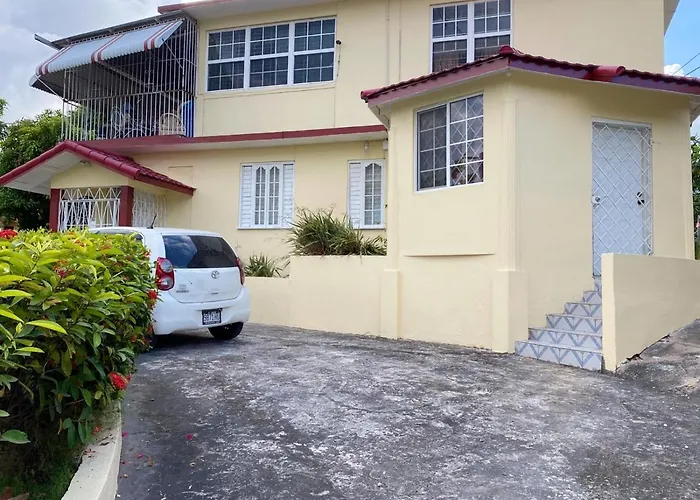 Russell Heights Vacation Home