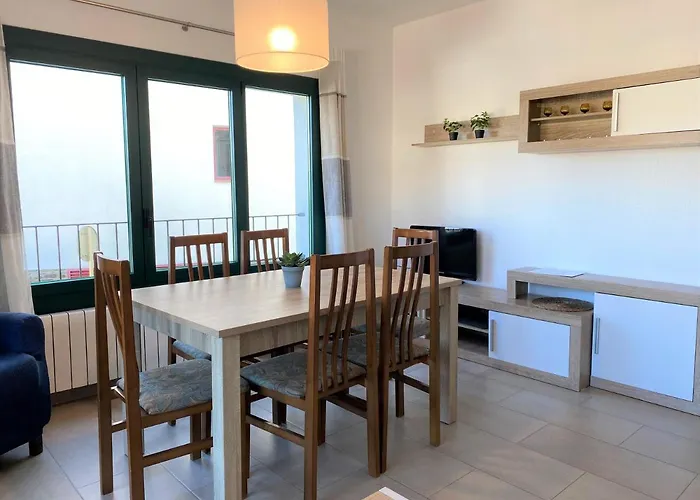 Trilla - Casa Reformada Con Garaje Y Terraza